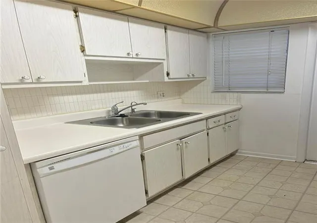 2491-sw-82nd-avenue-307-davie-fl-33324/hzid_40c2b412