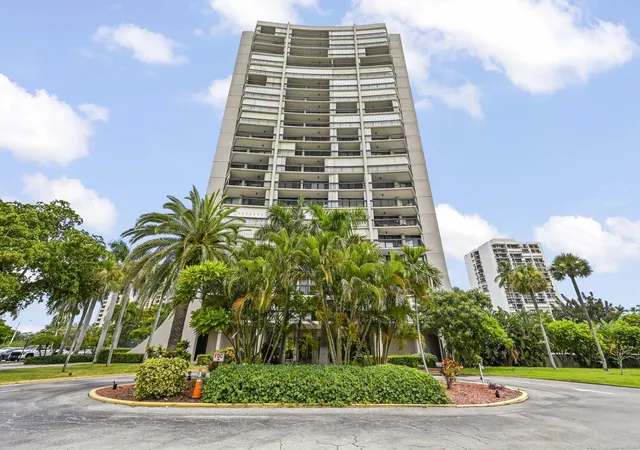 2425-presidential-way-1006-west-palm-beach-fl-33401/hzid_c909d1ca
