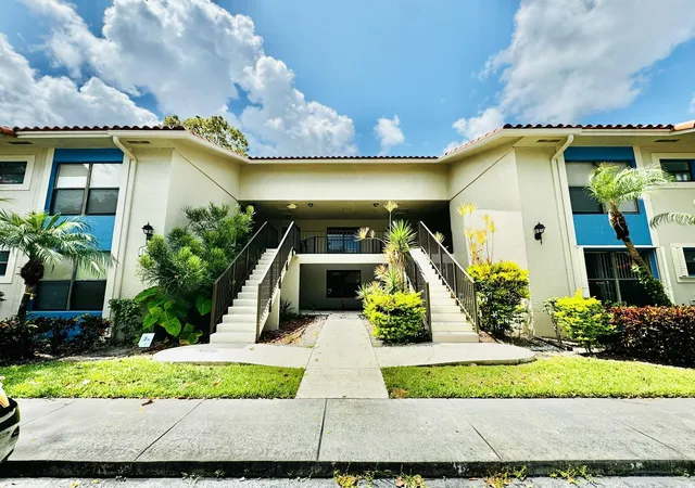 1541-balfour-point-dr-d-west-palm-beach-fl-33411/hzid_8e229547
