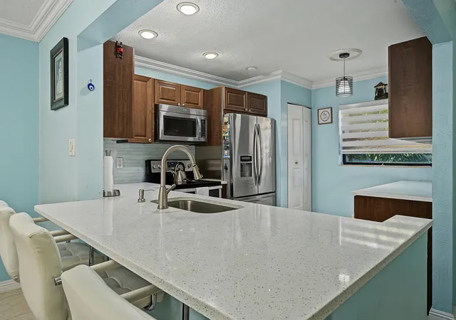 4228-nw-22nd-street-100j-coconut-creek-fl-33066/hzid_a83672a6