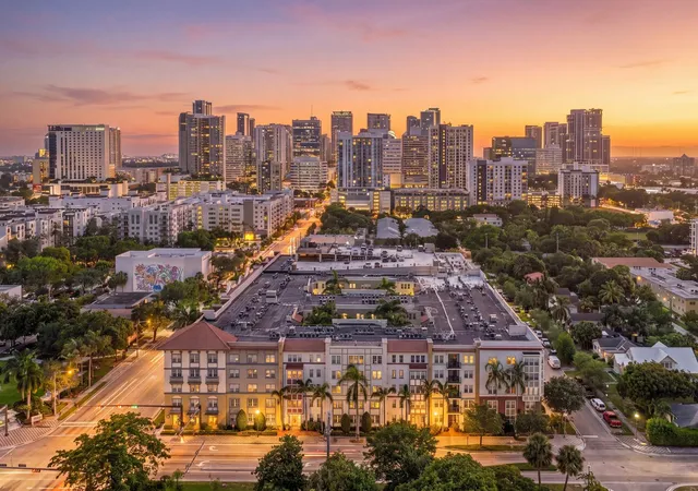 533-ne-3rd-ave-425-fort-lauderdale-fl-33301/hzid_8c5c736c