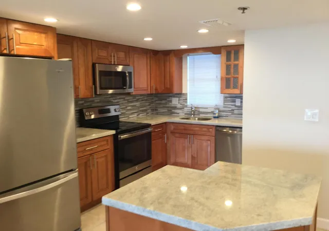 3001-w-rolling-hills-cir-709-davie-fl-33328/hzid_e0dd11e4