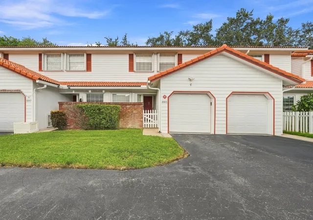 8945-nw-23rd-st-8945-coral-springs-fl-33065/hzid_dd11005b