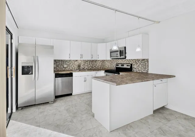 3003-san-clara-dr-3-c-delray-beach-fl-33445/hzid_1fcb12bb