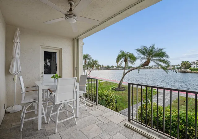 1101-s-riverside-dr-103-pompano-beach-fl-33062/hzid_d8616c2c