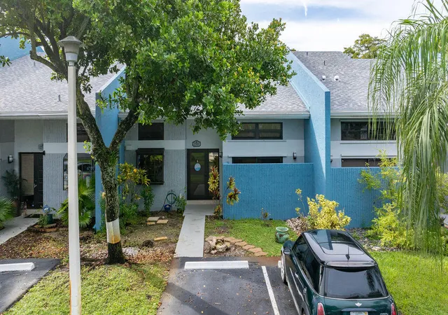 2840-s-oakland-forest-dr-2703-oakland-park-fl-33309/hzid_e9f9db47
