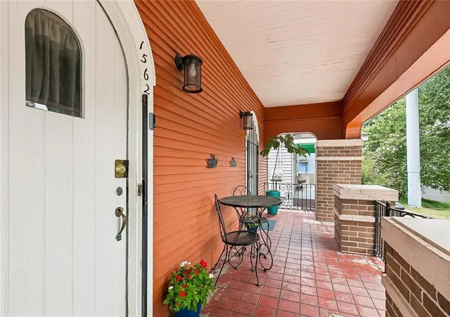1562-n-dorgenois-st-new-orleans-la-70119/hzid_28624727