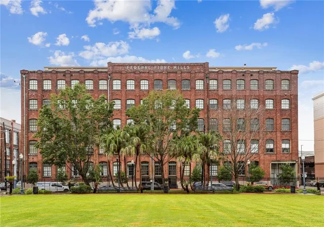 1107-s-peters-st-508-new-orleans-la-70130/hzid_ca497032