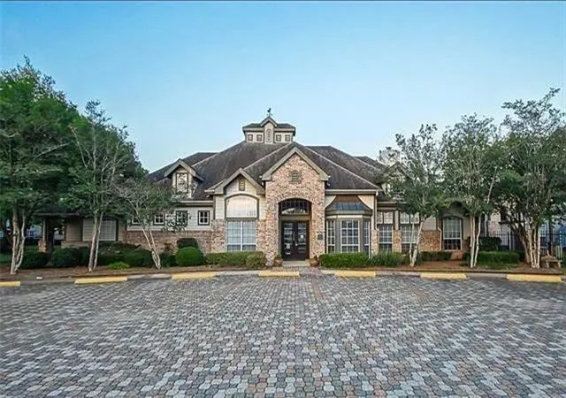 350-emerald-forest-blvd-27106-covington-la-70433/hzid_9e37db6d