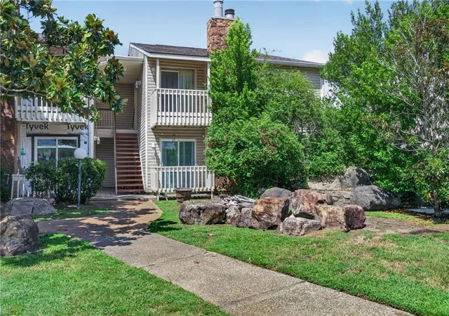 736-village-rd-a-kenner-la-70065/hzid_65ea1f27