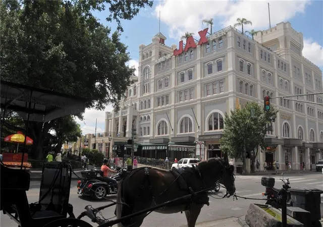 620-decatur-st-s-new-orleans-la-70130/hzid_132885c4
