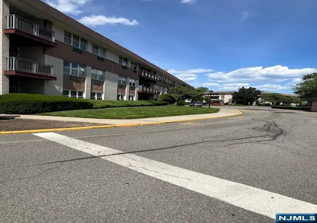 1111-river-rd-c8-edgewater-nj-07020/hzid_c598cad2