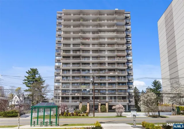235-prospect-ave-2b-hackensack-nj-07601/hzid_af0ccac8
