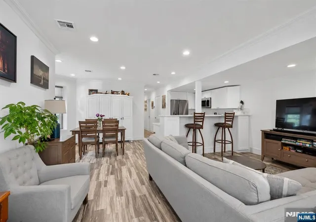 901-palisade-ave-1-union-city-nj-07087/hzid_2f3b1dcd