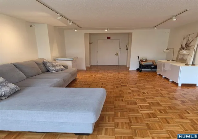 316-prospect-3j-hackensack-nj-07601/hzid_daeb13bf