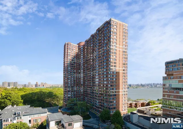 100-old-palisade-rd-3415-fort-lee-nj-07024/hzid_687892f8