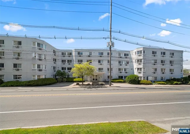 333-grand-ave-2n-palisades-park-nj-07650/hzid_d8b0f57a