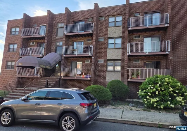 201-12th-25-palisades-park-nj-07650/hzid_346c9468