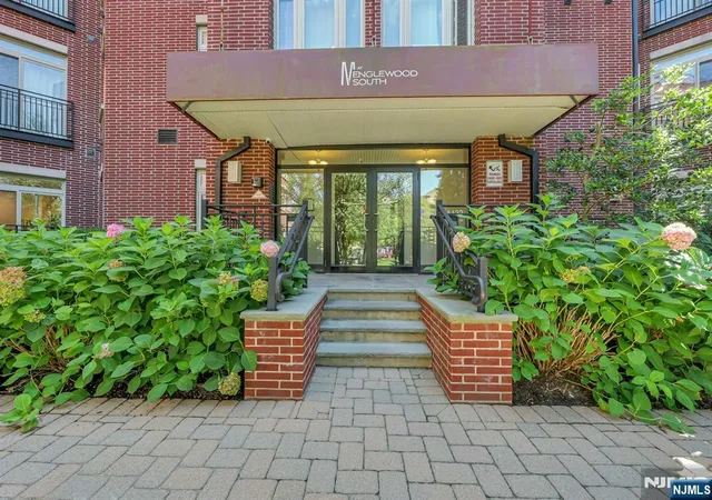 1109-riverview-ave-109-englewood-nj-07631/hzid_f8796cd5