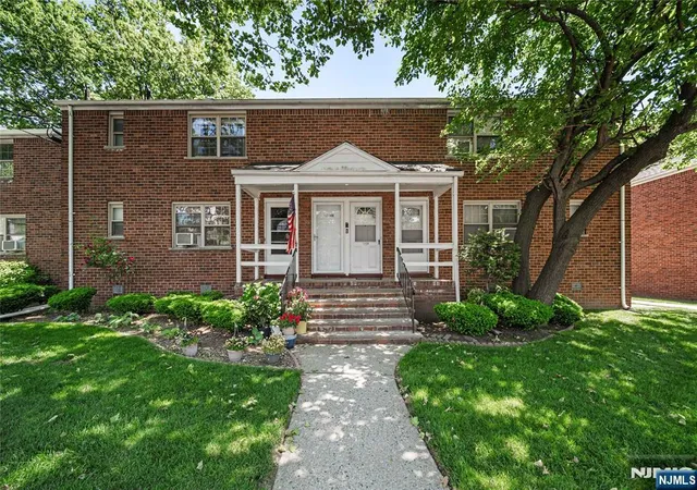 1244-inwood-ter-b-fort-lee-nj-07024/hzid_92fc7ae0