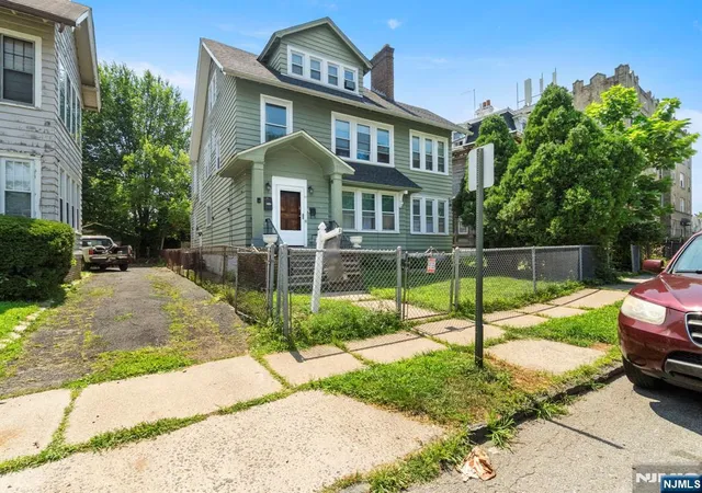 98-ashland-ave-east-orange-nj-07017/hzid_5a9e7883