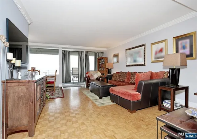 4-horizon-rd-815-fort-lee-nj-07024/hzid_1392bc75