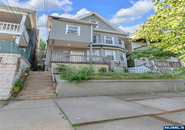 135-n-4th-street-paterson-nj-07522/hzid_0208ee58