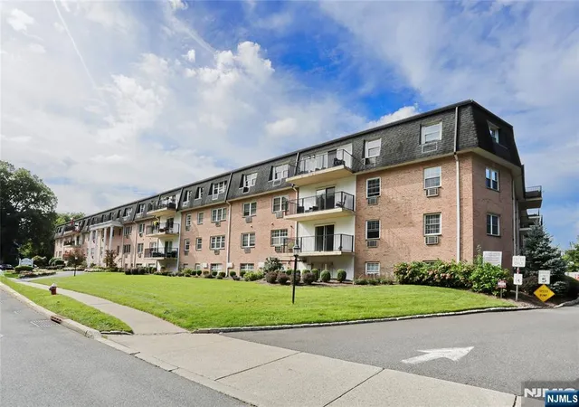 550-fairview-ave-302-westwood-nj-07675/hzid_26810134