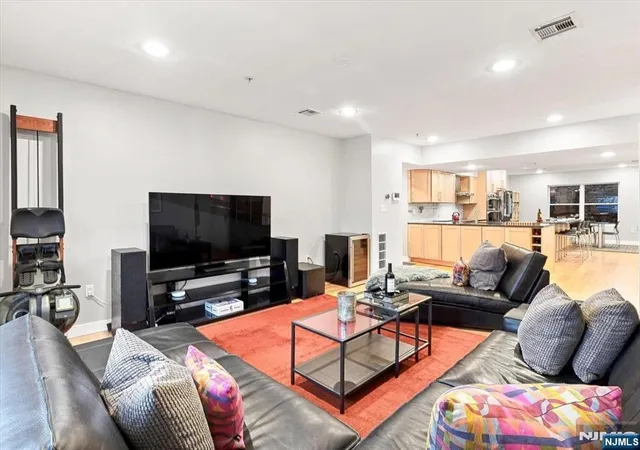 4801-palisade-ave-4b-union-city-nj-07087/hzid_fb04d1e9