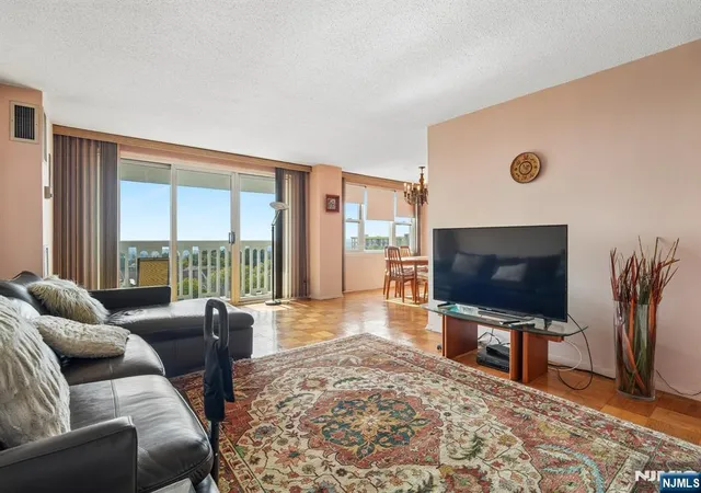 555-north-ave-10-g-fort-lee-nj-07024/hzid_2e78279e