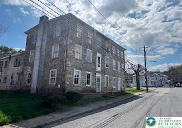 102-penn-st-lenhartsville-pa-19534/hzid_feeb5cce