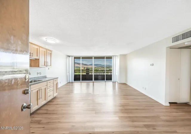 100-n-arlington-ave-10g-reno-nv-89501/hzid_219eb693