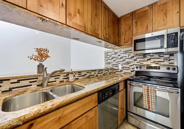 2750-plumas-st-220-reno-nv-89509/hzid_04b8d726