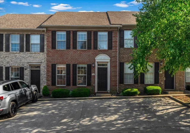 1145-appian-xing-way-205-lexington-ky-40517/hzid_ee26b207