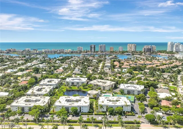 788-park-shore-dr-e39-naples-fl-34103/hzid_37de4d43