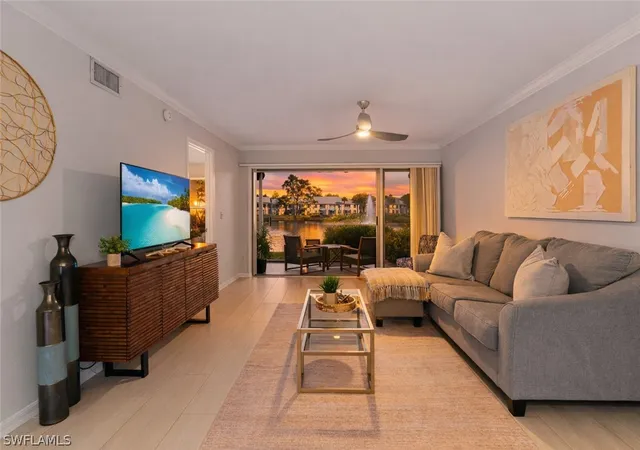 816-gulf-pavilion-dr-102-naples-fl-34108/hzid_40bac45e