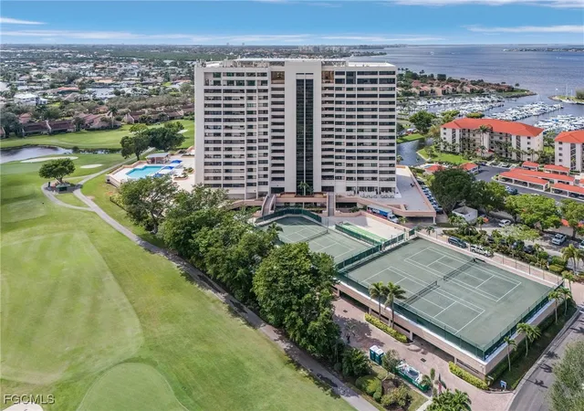 5260-s-landings-dr-502-fort-myers-fl-33919/hzid_5564ef0f