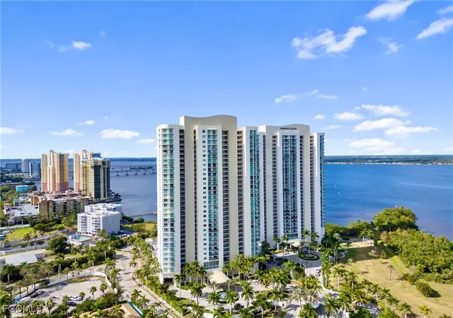 3000-oasis-grand-blvd-1206-fort-myers-fl-33916/hzid_4d79b115