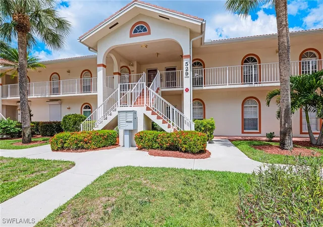 529-mardel-dr-304-naples-fl-34104/hzid_ad7b883c
