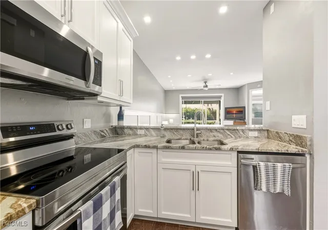 230-newport-dr-602-naples-fl-34114/hzid_ffa566fc
