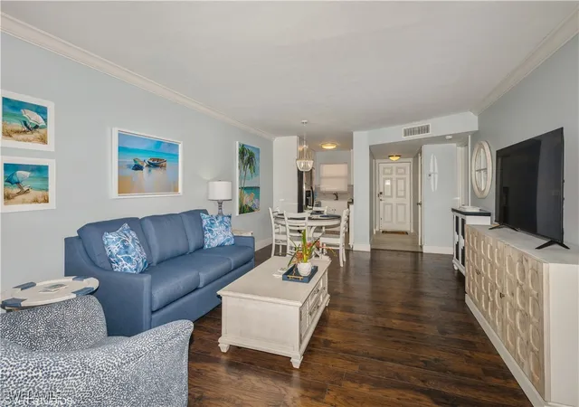 190-turtle-lake-ct-311-naples-fl-34105/hzid_56f1e9aa