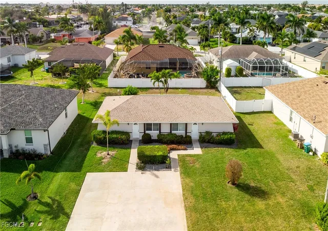 4012-4014-sw-16th-place-cape-coral-fl-33914/hzid_9ce1f802