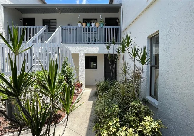 6316-sugar-bush-ln-c-fort-myers-fl-33908/hzid_086c4dca