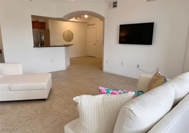 13000-positano-cir-305-naples-fl-34105/hzid_5b05ba41