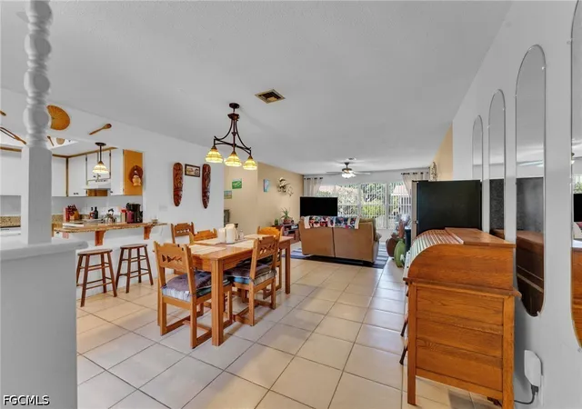 4641-palm-tree-blvd-9-cape-coral-fl-33904/hzid_db27f238