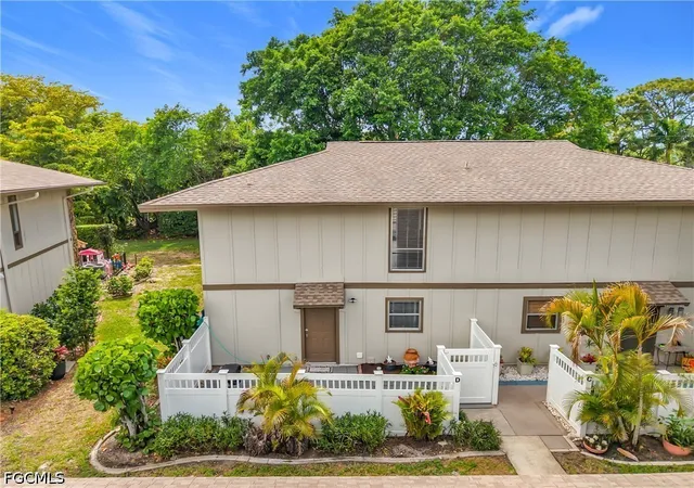 4293-island-cir-4-fort-myers-fl-33919/hzid_7bf1b51e