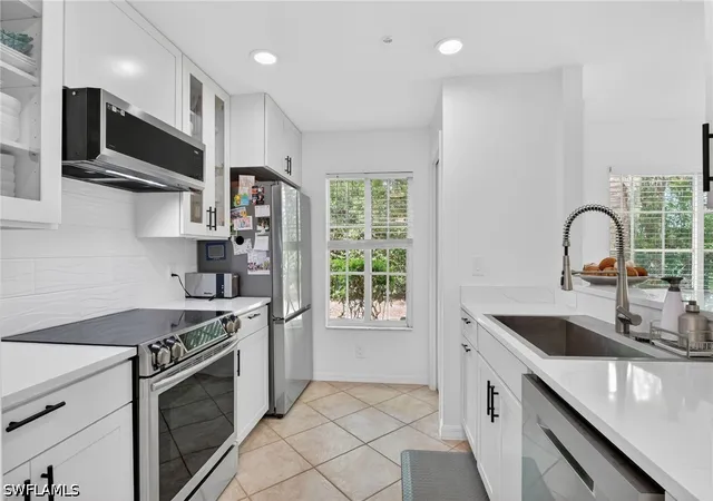 9400-ivy-brk-run-110-fort-myers-fl-33913/hzid_b0b3fe46