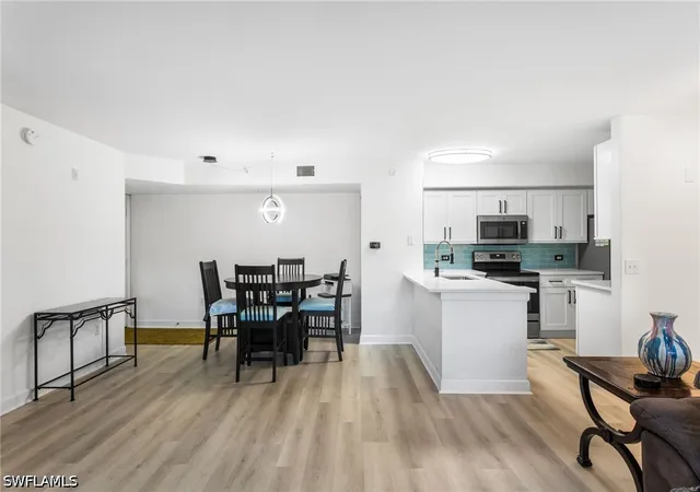 8940-colonnades-ct-e-713-bonita-springs-fl-34135/hzid_a82cae25