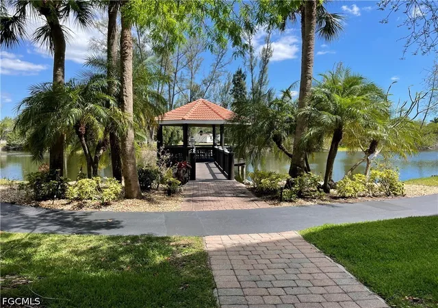 10031-lake-cvs-dr-302-fort-myers-fl-33908/hzid_738f1dc0