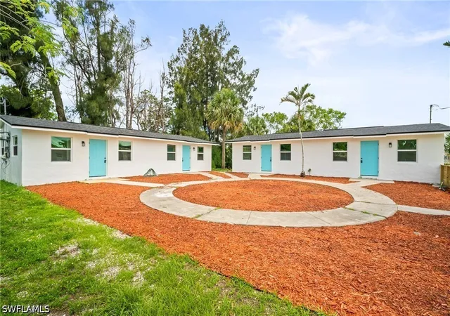 2316-bayside-st-naples-fl-34112/hzid_b27a4a7e